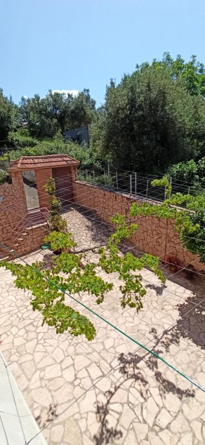 Villa Family Bitri Piqeras Exterior foto